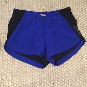 Lucy Revolution run shorts 3” inseam Sz small